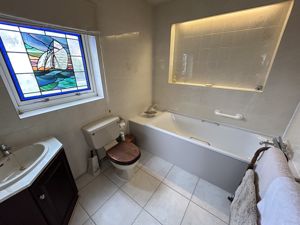 Photo 19- click for photo gallery